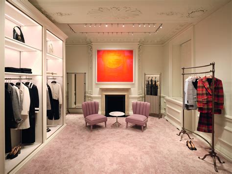 gucci bond street shop|Gucci bond street opening times.